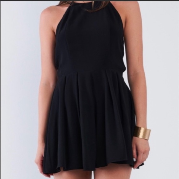 Black sleeveless spaghetti strap stand collar open back knot tie romper Sz XS - Picture 3 of 3